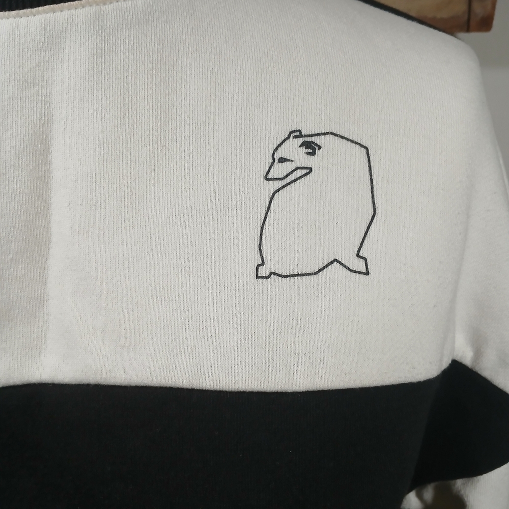 Clime-It Brothers Crop Sweatshirt with Dog Outline/ XS - Picture 3 of 7